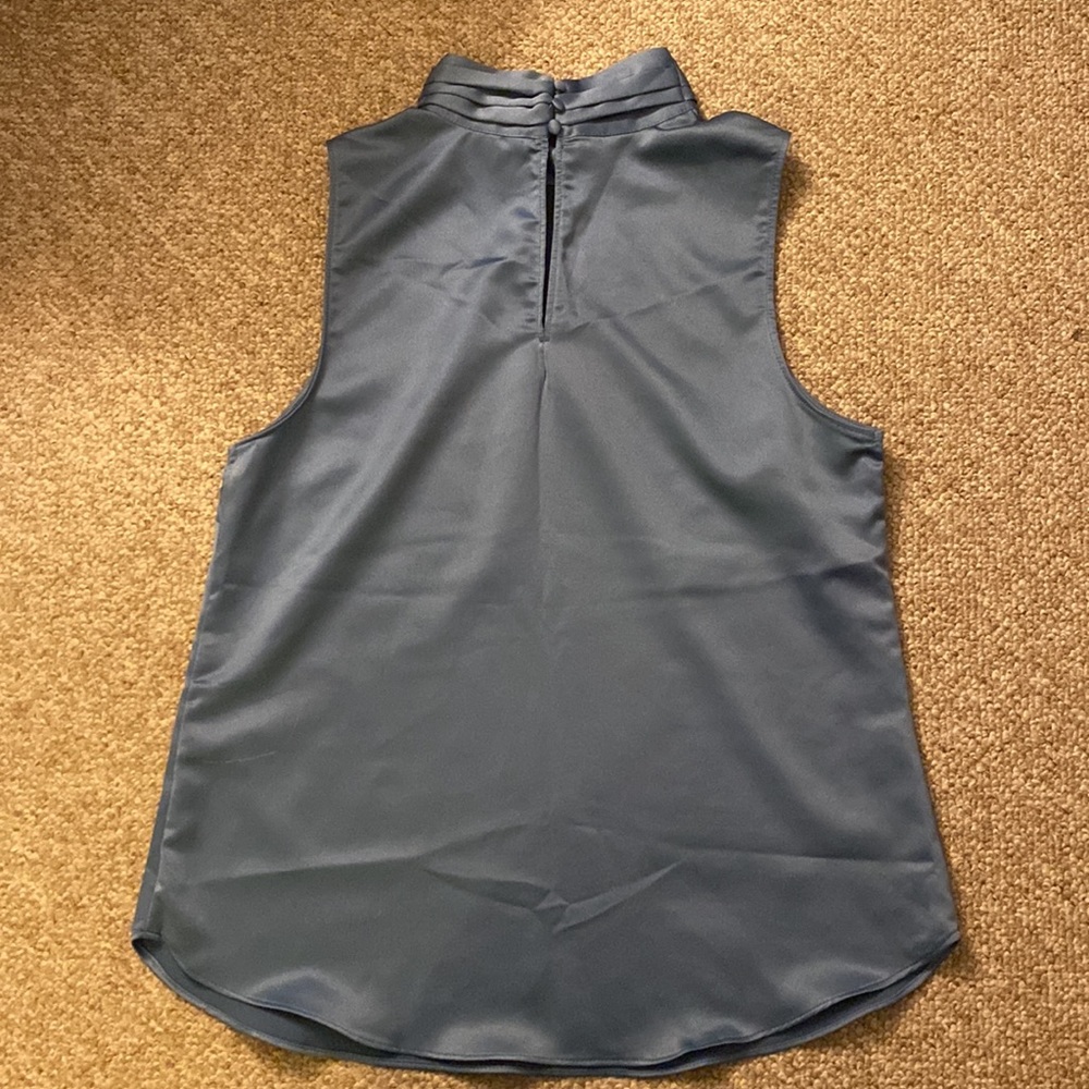 Dynamite Blouse - Picture 2 of 2